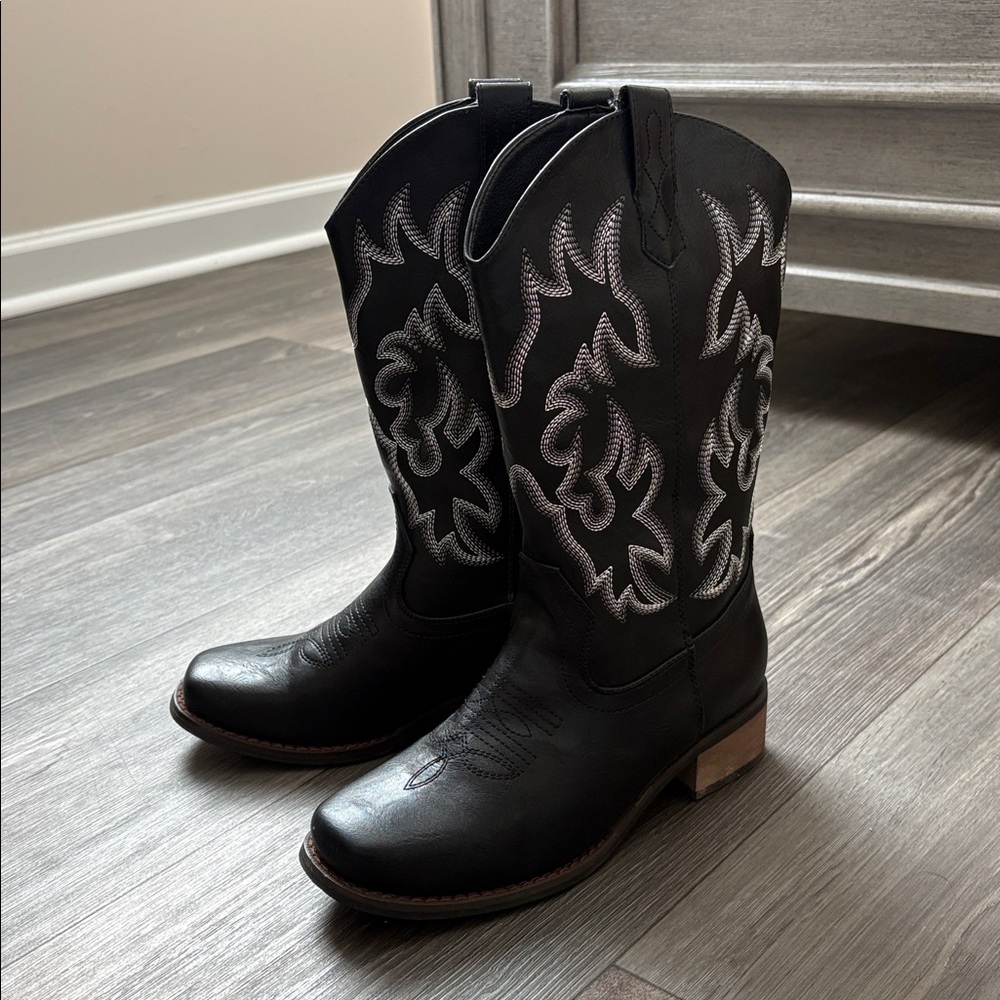Women’s Cowboy Boots
